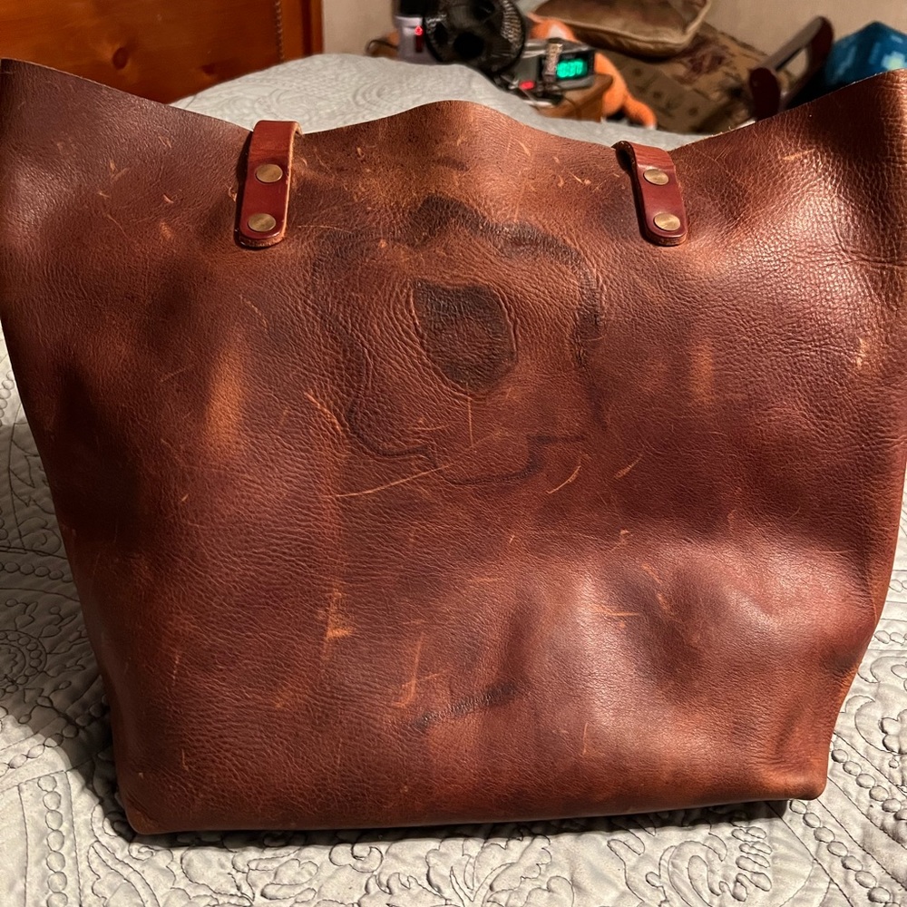 KMM&CO leather tote. Great condition.. great leather